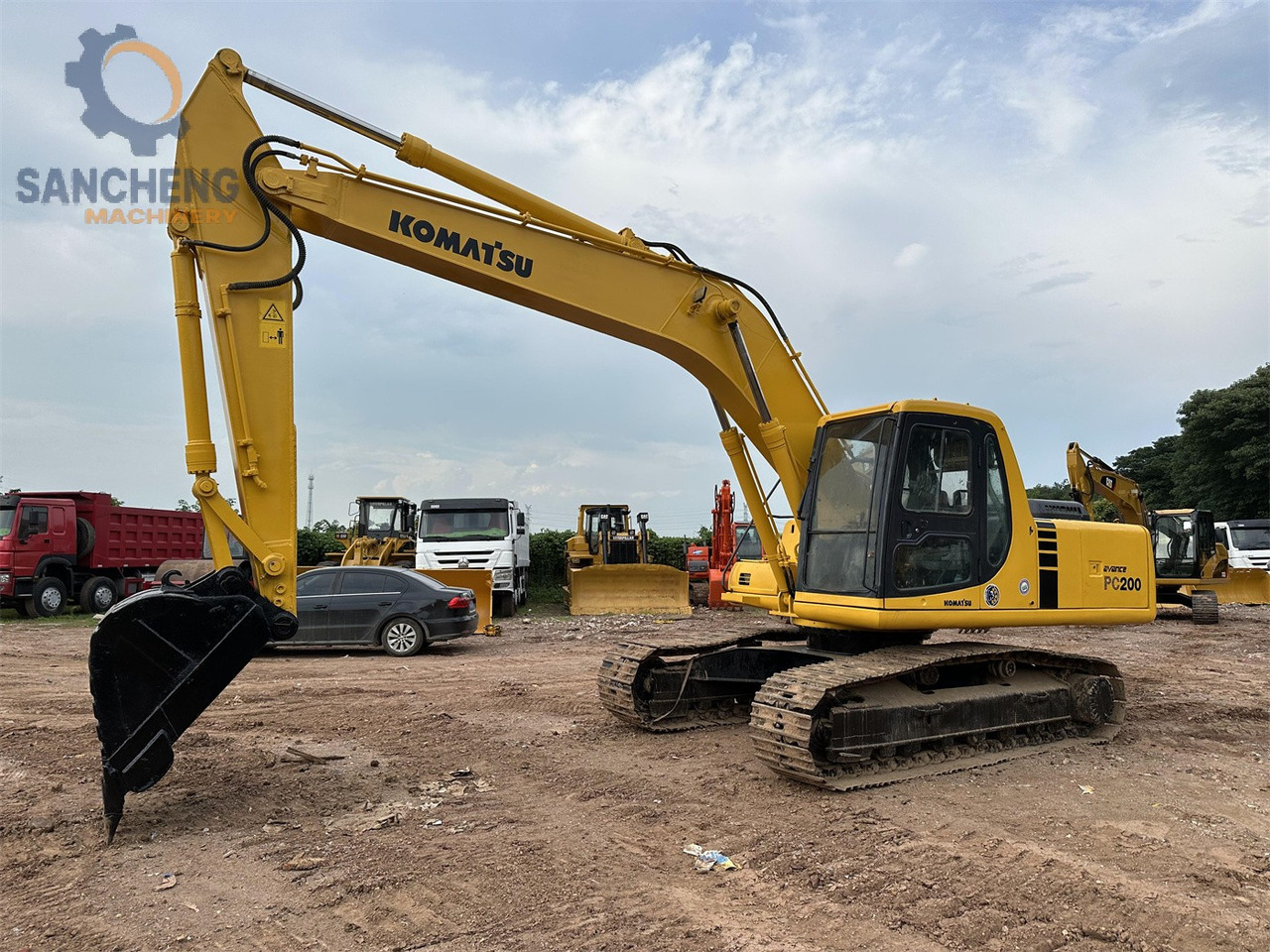 הַחכָּרָה KOMATSU PC200-6 KOMATSU PC200-6: תמונה 6