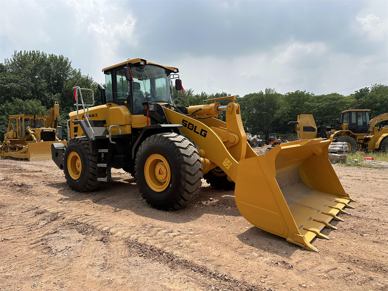SDLG L956F Wheel loader - מעמיס גלגלים: תמונה 1 SDLG L956F Wheel loader - מעמיס גלגלים: תמונה 1