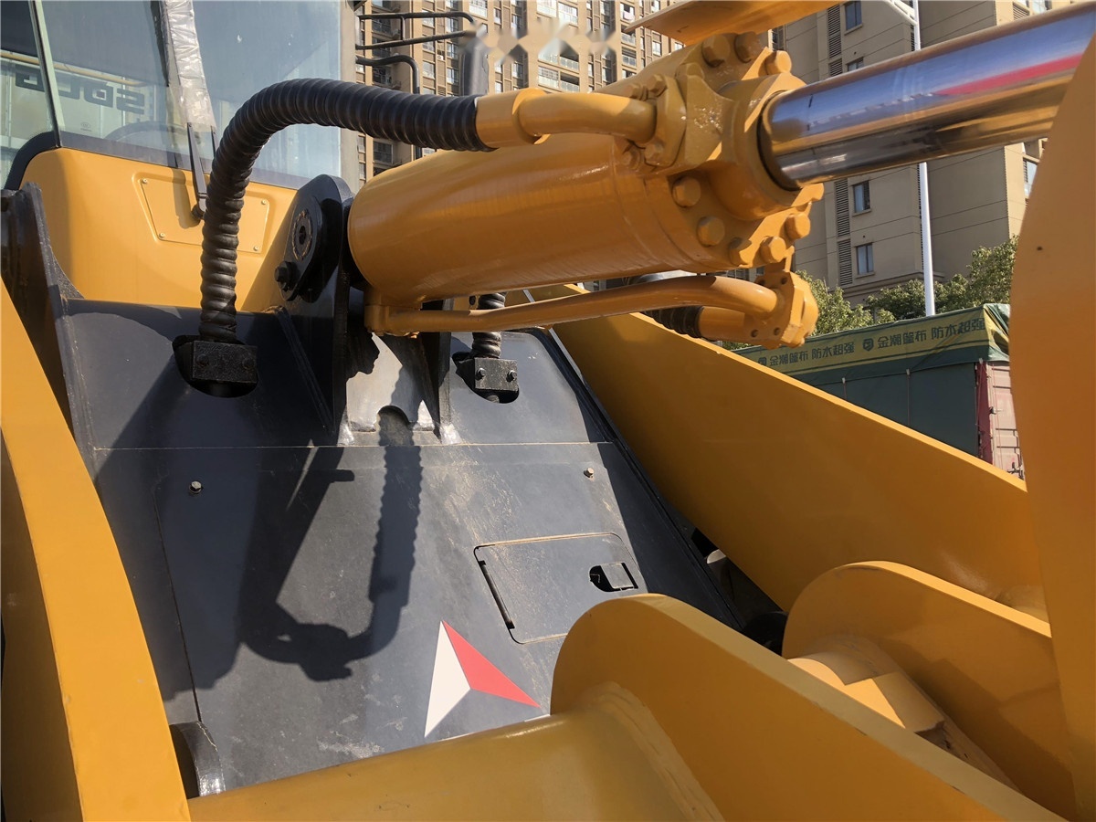SDLG LG956L - מעמיס גלגלים: תמונה 2 SDLG LG956L - מעמיס גלגלים: תמונה 2