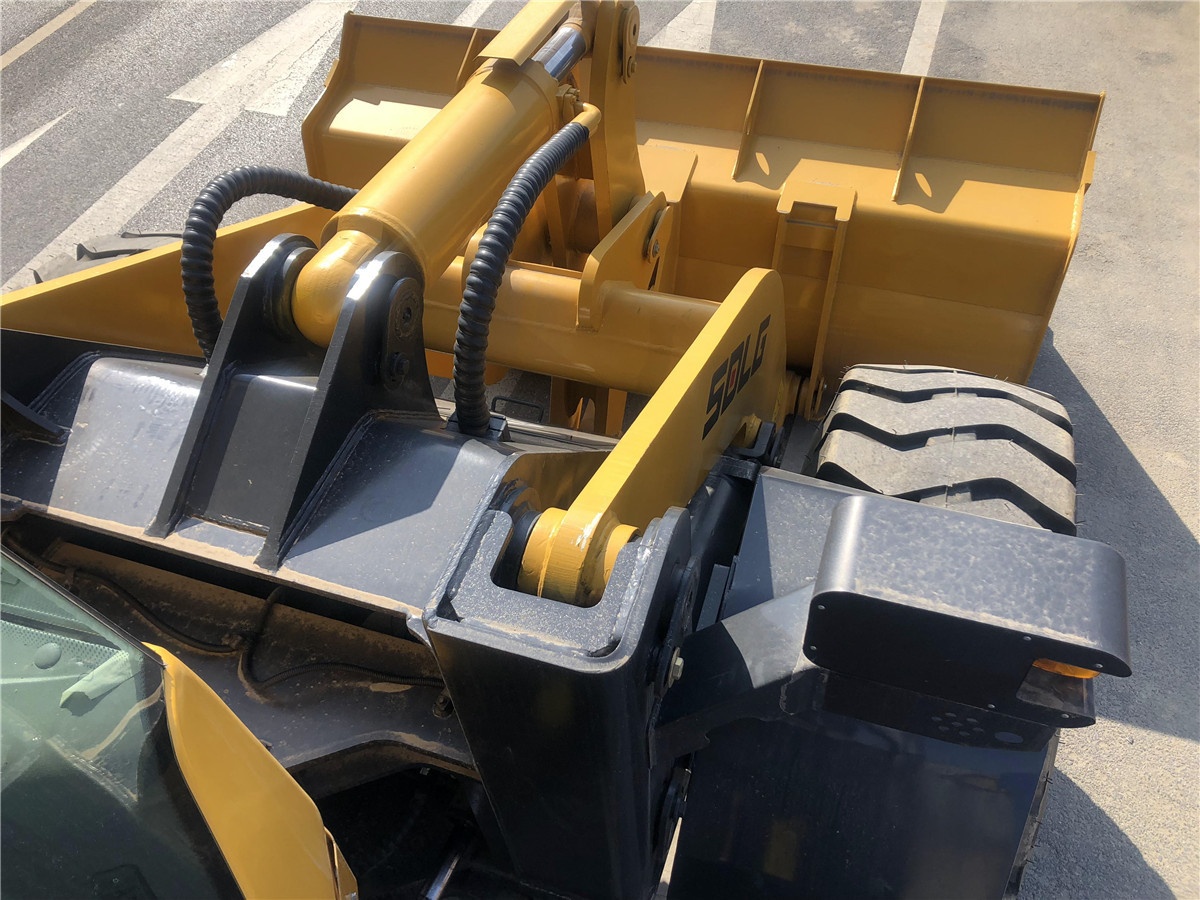 SDLG LG956L - מעמיס גלגלים: תמונה 3 SDLG LG956L - מעמיס גלגלים: תמונה 3