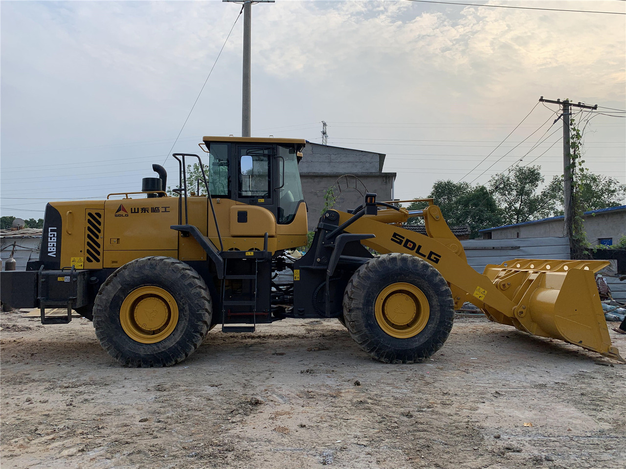 SDLG LG968V - מעמיס גלגלים: תמונה 5 SDLG LG968V - מעמיס גלגלים: תמונה 5