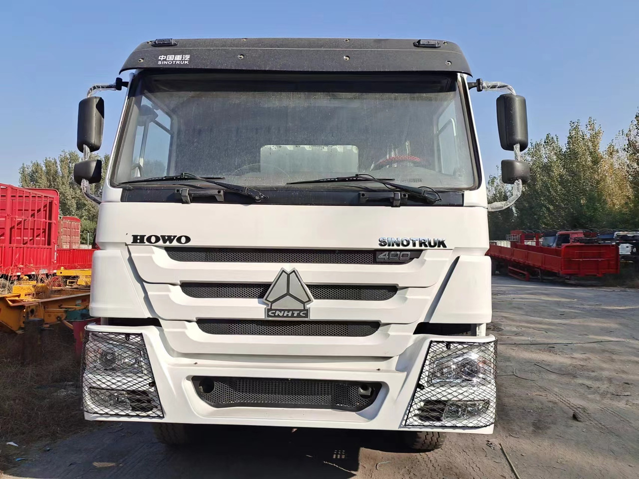 SINOTRUK 400 HOWO Box truck - משאית איזותרמית: תמונה 3 SINOTRUK 400 HOWO Box truck - משאית איזותרמית: תמונה 3