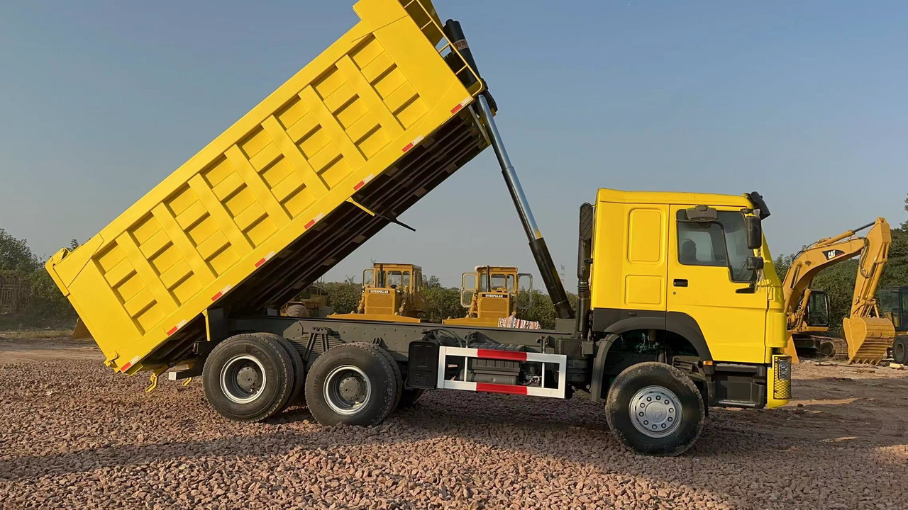 SINOTRUK HOWO 371 Dump Truck - מזהיר: תמונה 2 SINOTRUK HOWO 371 Dump Truck - מזהיר: תמונה 2