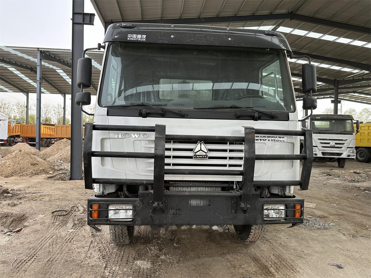 SINOTRUK HOWO 371 Dump Truck - מזהיר: תמונה 2 SINOTRUK HOWO 371 Dump Truck - מזהיר: תמונה 2