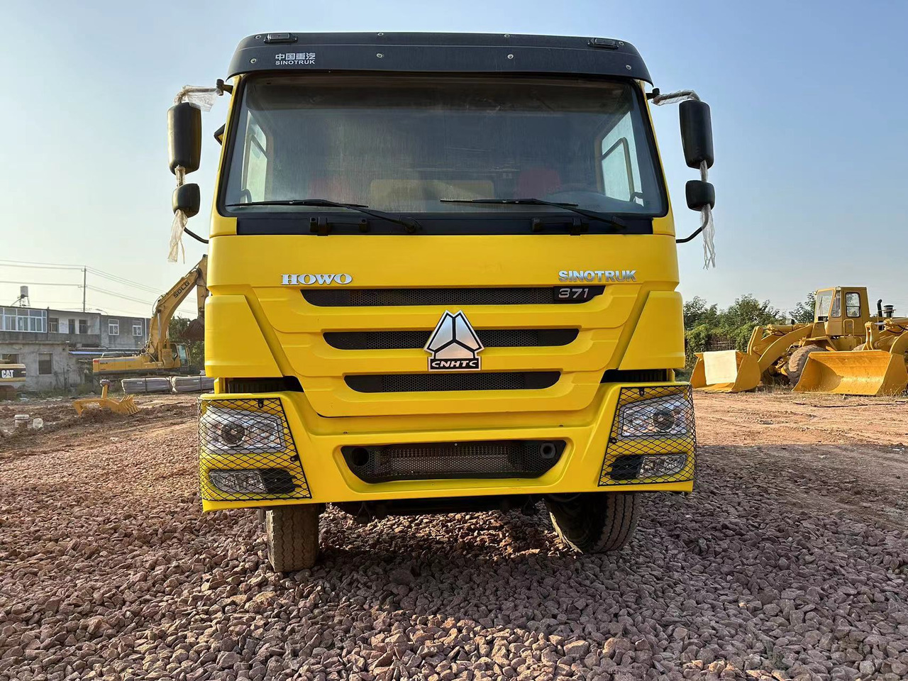 SINOTRUK HOWO 371 Dump Truck - מזהיר: תמונה 5 SINOTRUK HOWO 371 Dump Truck - מזהיר: תמונה 5