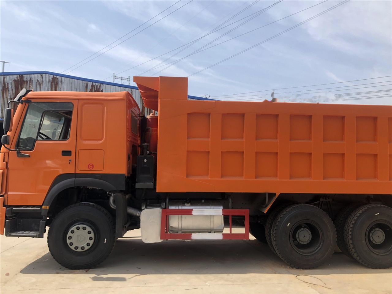 SINOTRUK HOWO 371 Dump truck - מזהיר: תמונה 4 SINOTRUK HOWO 371 Dump truck - מזהיר: תמונה 4