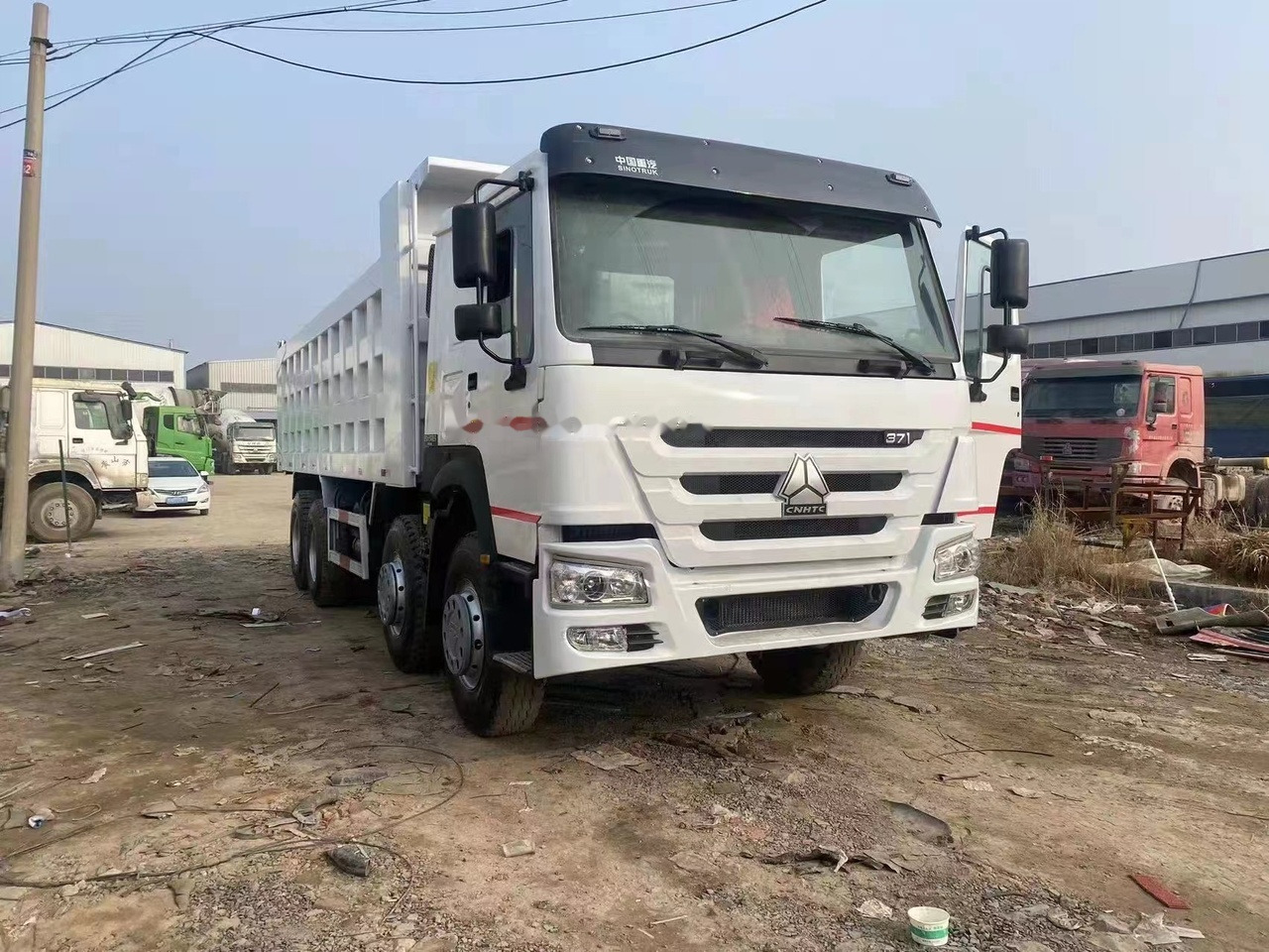 SINOTRUK HOWO 371 Tipper truck - מזהיר: תמונה 4 SINOTRUK HOWO 371 Tipper truck - מזהיר: תמונה 4