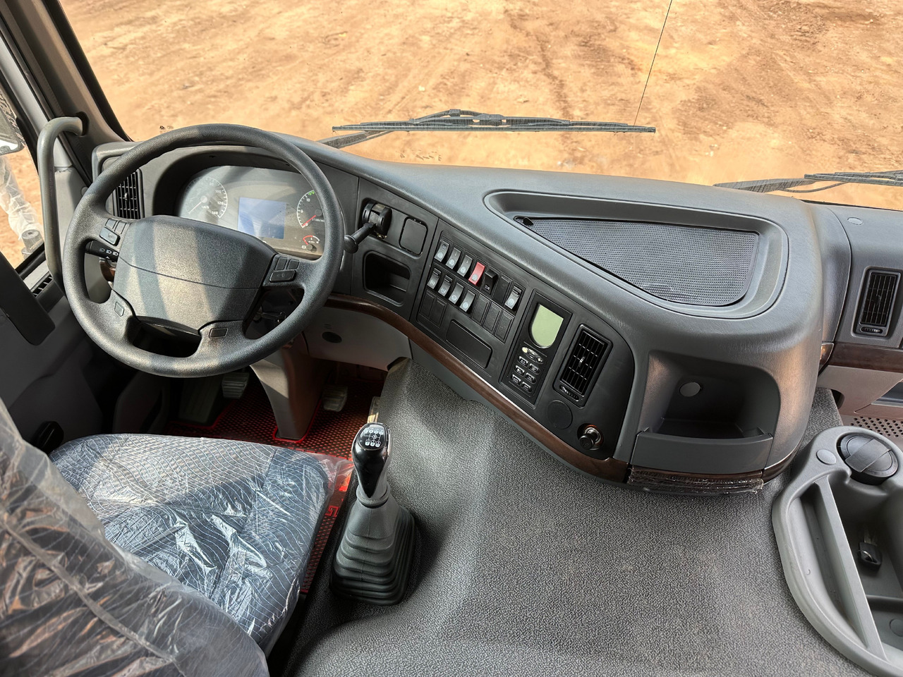 SINOTRUK HOWO 371hp 6x4 Dump truck - מזהיר: תמונה 5 SINOTRUK HOWO 371hp 6x4 Dump truck - מזהיר: תמונה 5