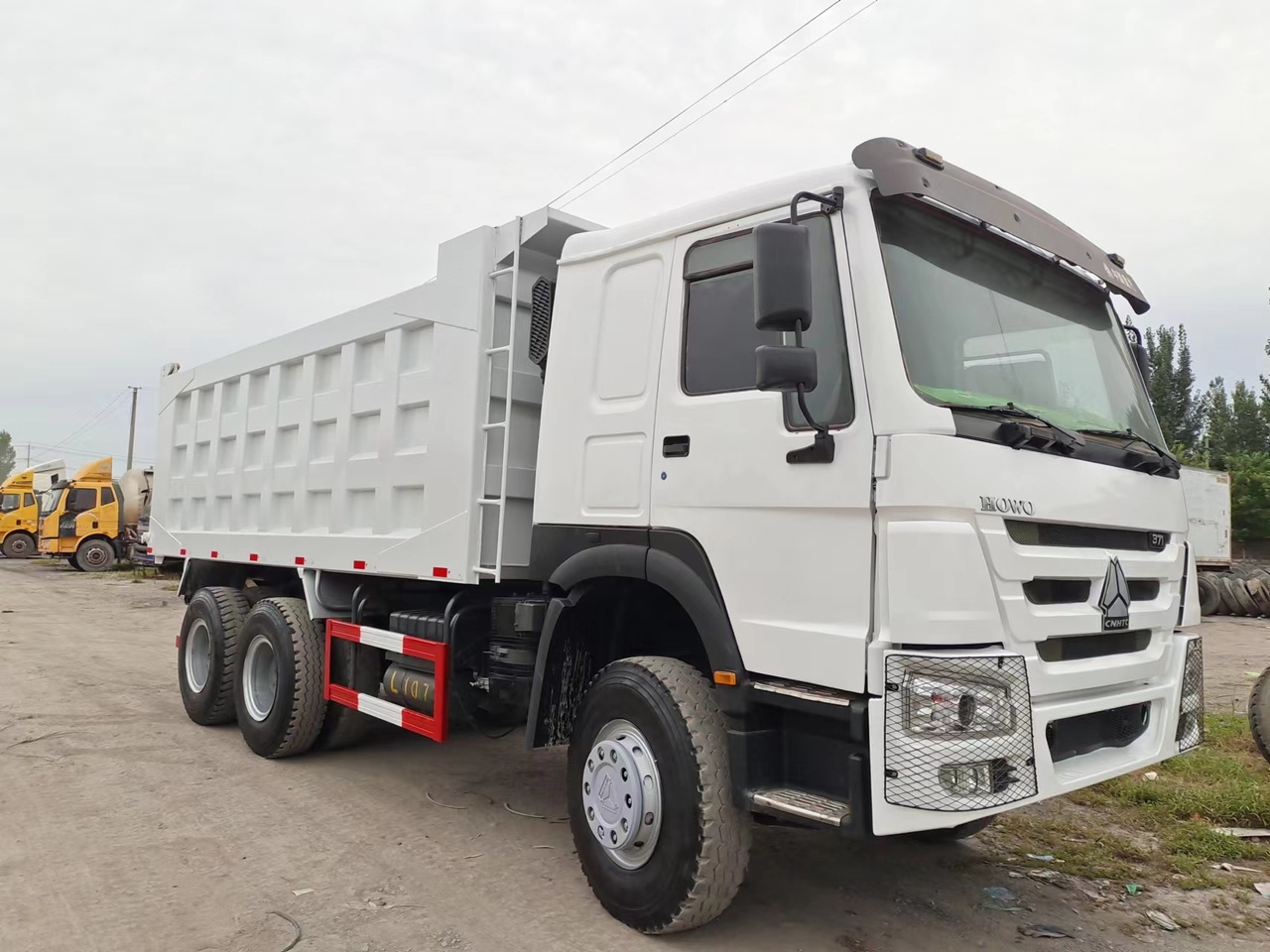 SINOTRUK HOWO Dump truck 371 6x4 - מזהיר: תמונה 1 SINOTRUK HOWO Dump truck 371 6x4 - מזהיר: תמונה 1