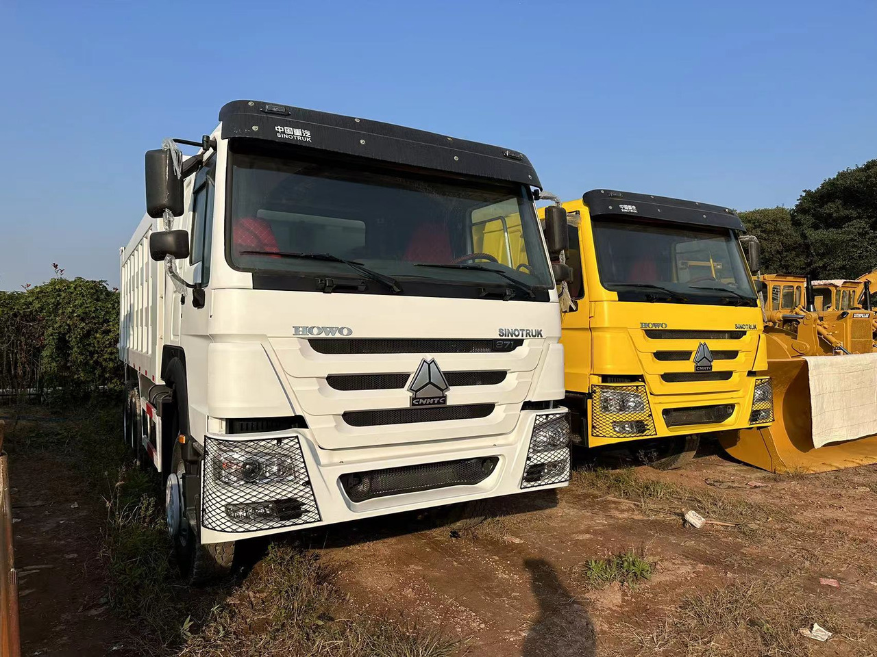 SINOTRUK HOWO HOWO 371 6x4 - מזהיר: תמונה 1 SINOTRUK HOWO HOWO 371 6x4 - מזהיר: תמונה 1