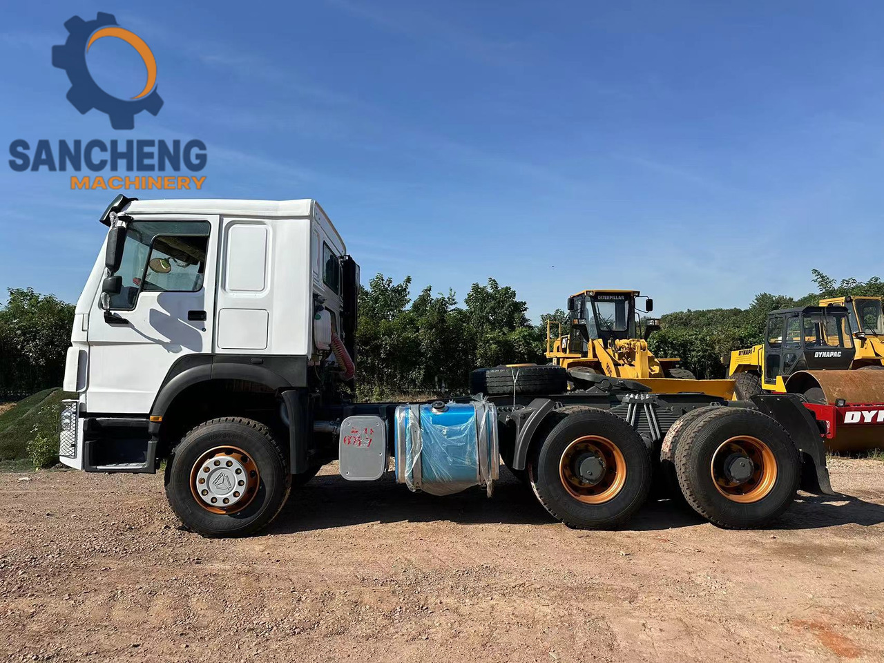 SINOTRUK HOWO Truck Head 371 - יחידת טרקטור: תמונה 2 SINOTRUK HOWO Truck Head 371 - יחידת טרקטור: תמונה 2