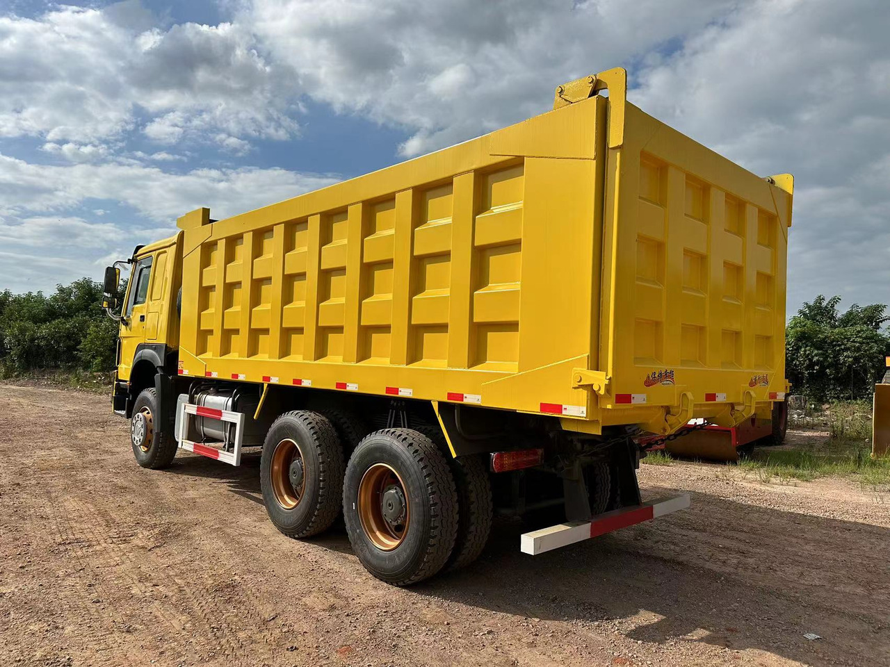 SINOTRUK Howo 371 Dump truck - מזהיר: תמונה 5 SINOTRUK Howo 371 Dump truck - מזהיר: תמונה 5