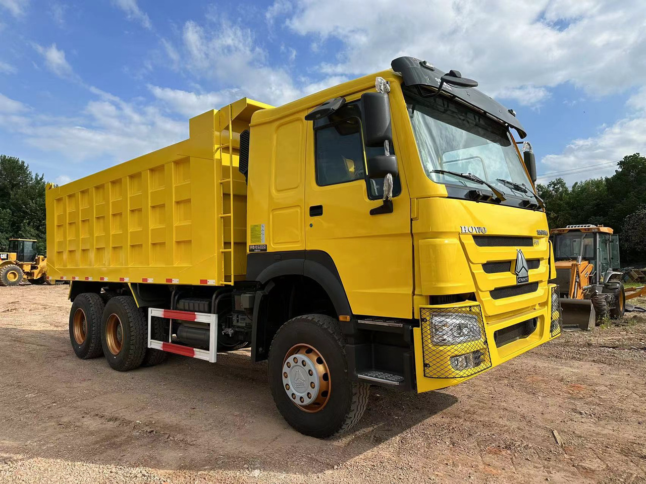 SINOTRUK Howo 371 Dump truck - מזהיר: תמונה 2 SINOTRUK Howo 371 Dump truck - מזהיר: תמונה 2