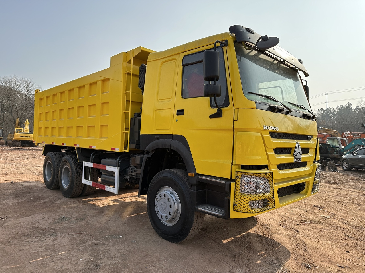 SINOTRUK Howo 6x4 Dump truck 371hp - מזהיר: תמונה 1 SINOTRUK Howo 6x4 Dump truck 371hp - מזהיר: תמונה 1