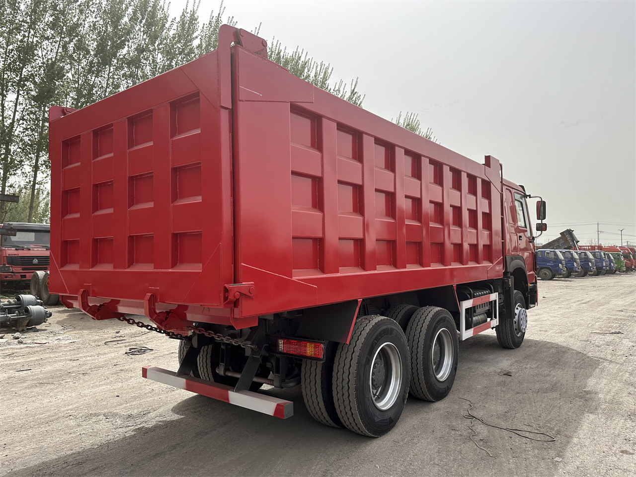 SINOTRUK Howo Dump truck 371 - מזהיר: תמונה 4 SINOTRUK Howo Dump truck 371 - מזהיר: תמונה 4