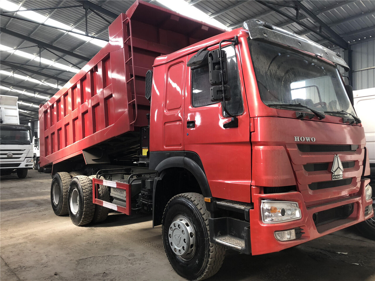 SINOTRUK Howo Dump truck 371hp - מזהיר: תמונה 1 SINOTRUK Howo Dump truck 371hp - מזהיר: תמונה 1
