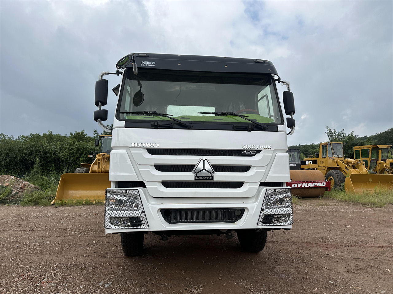 SINOTRUK Howo tractor unit 420hp - יחידת טרקטור: תמונה 2 SINOTRUK Howo tractor unit 420hp - יחידת טרקטור: תמונה 2