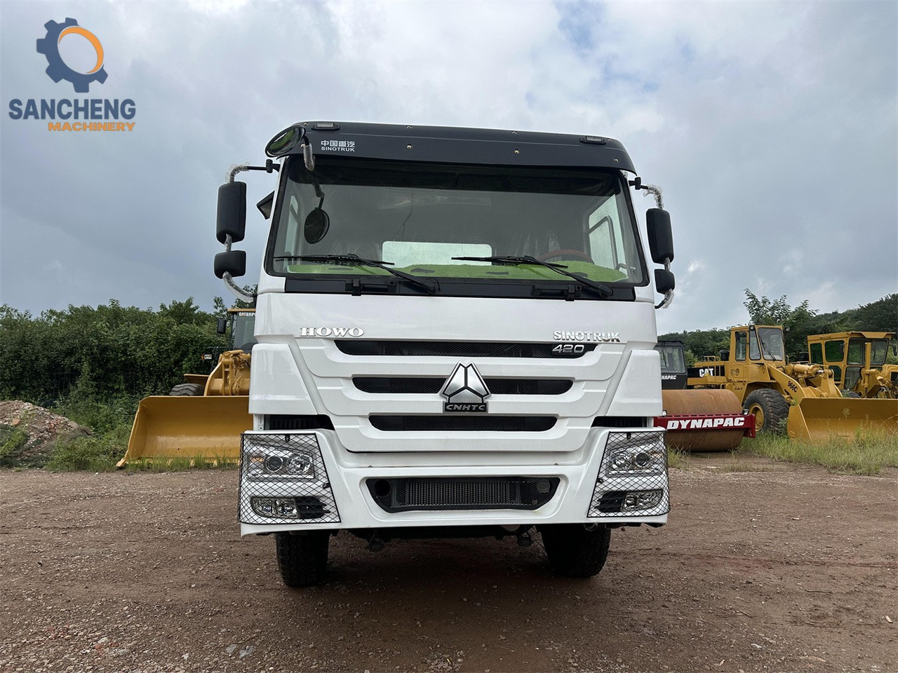 SINOTRUK Howo tractor unit 420hp - יחידת טרקטור: תמונה 4 SINOTRUK Howo tractor unit 420hp - יחידת טרקטור: תמונה 4