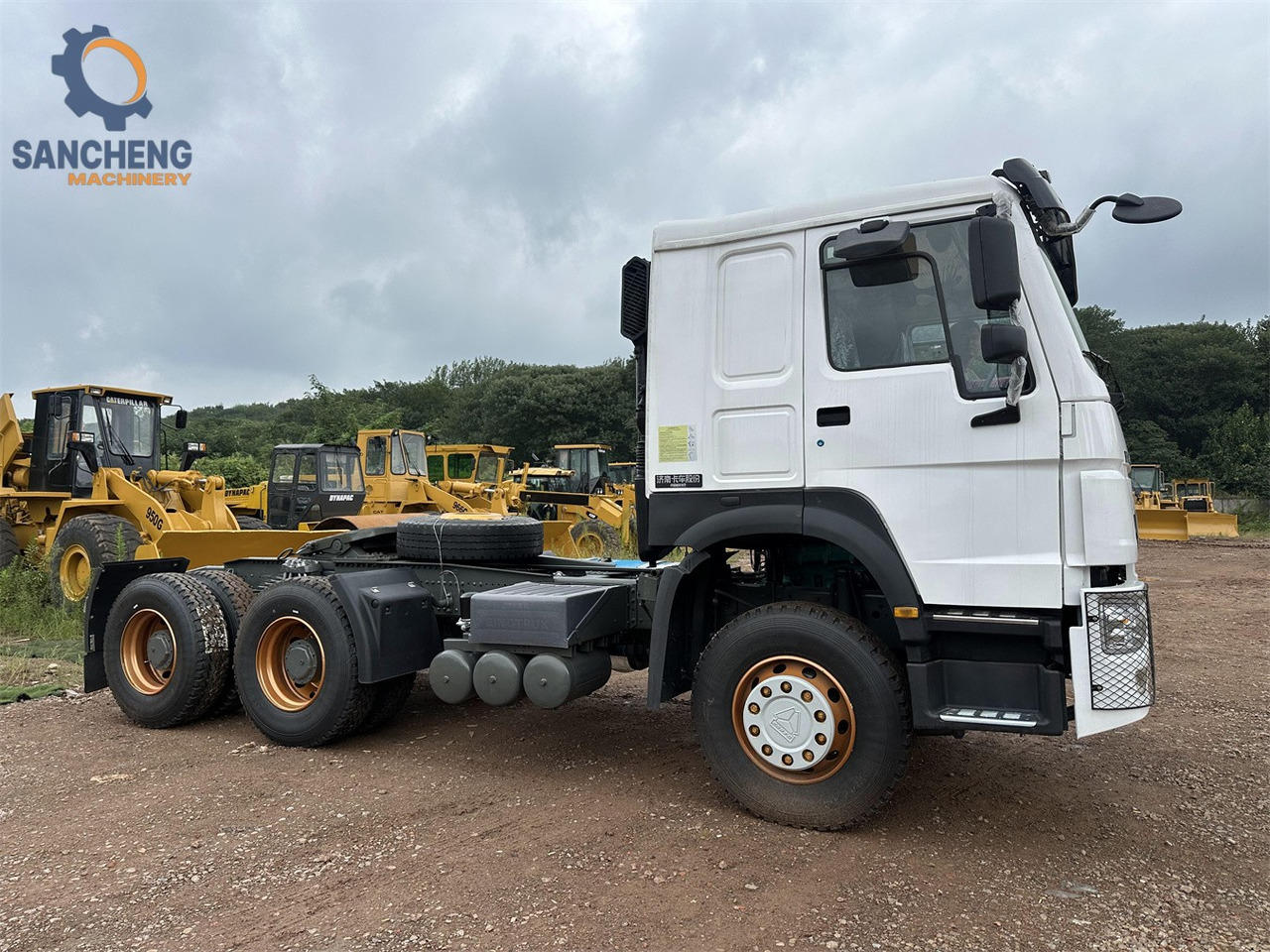 SINOTRUK Howo tractor unit 420hp - יחידת טרקטור: תמונה 2 SINOTRUK Howo tractor unit 420hp - יחידת טרקטור: תמונה 2