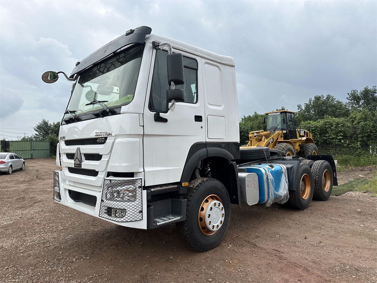 SINOTRUK Howo tractor unit 420hp - יחידת טרקטור: תמונה 3 SINOTRUK Howo tractor unit 420hp - יחידת טרקטור: תמונה 3