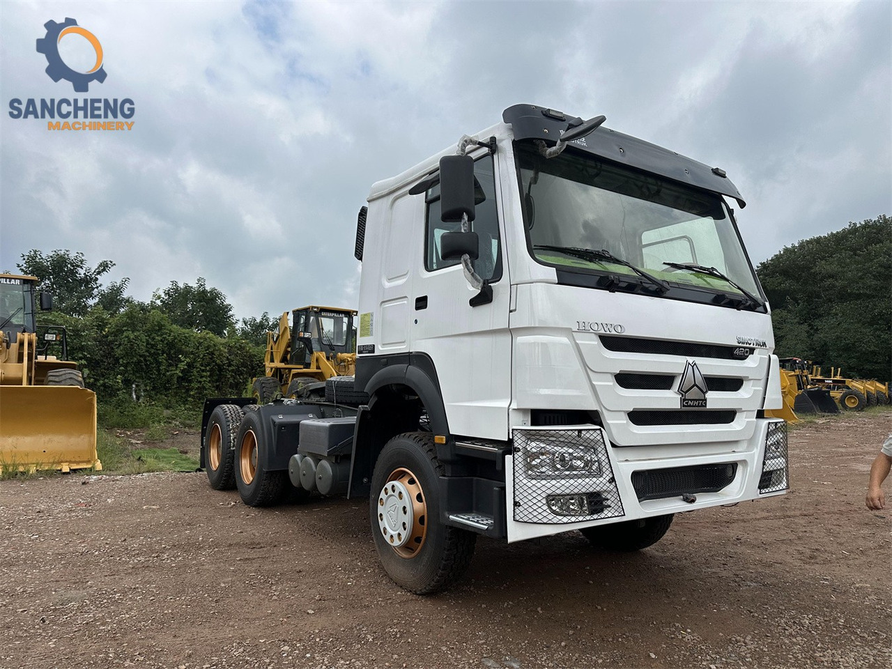 SINOTRUK Howo tractor unit 420hp - יחידת טרקטור: תמונה 3 SINOTRUK Howo tractor unit 420hp - יחידת טרקטור: תמונה 3