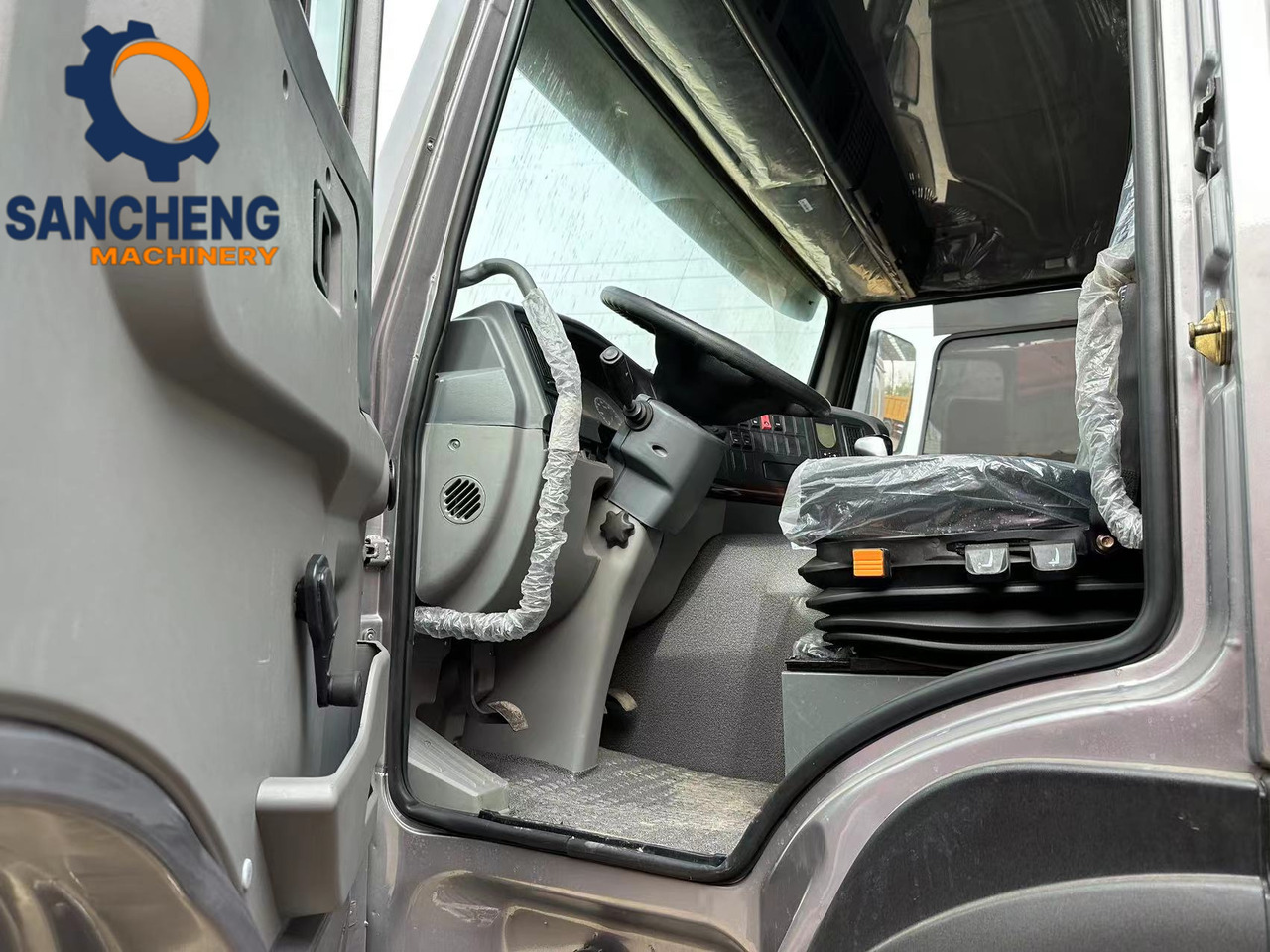 יחידת טרקטור Sinotruk HOWO 380hp 6X4 Tractor: תמונה 8