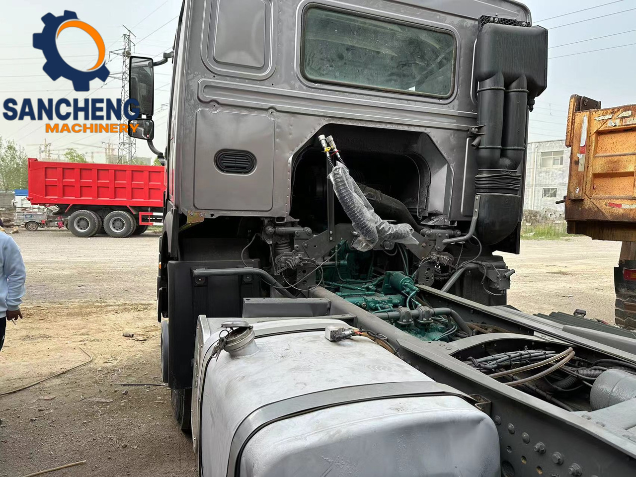 יחידת טרקטור Sinotruk HOWO 380hp 6X4 Tractor: תמונה 6