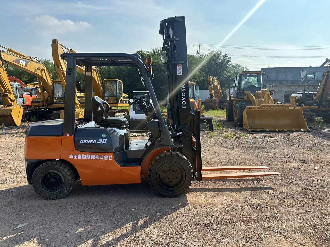 TOYOTA GENEO30 forklift - מלגזת סולר: תמונה 1 TOYOTA GENEO30 forklift - מלגזת סולר: תמונה 1