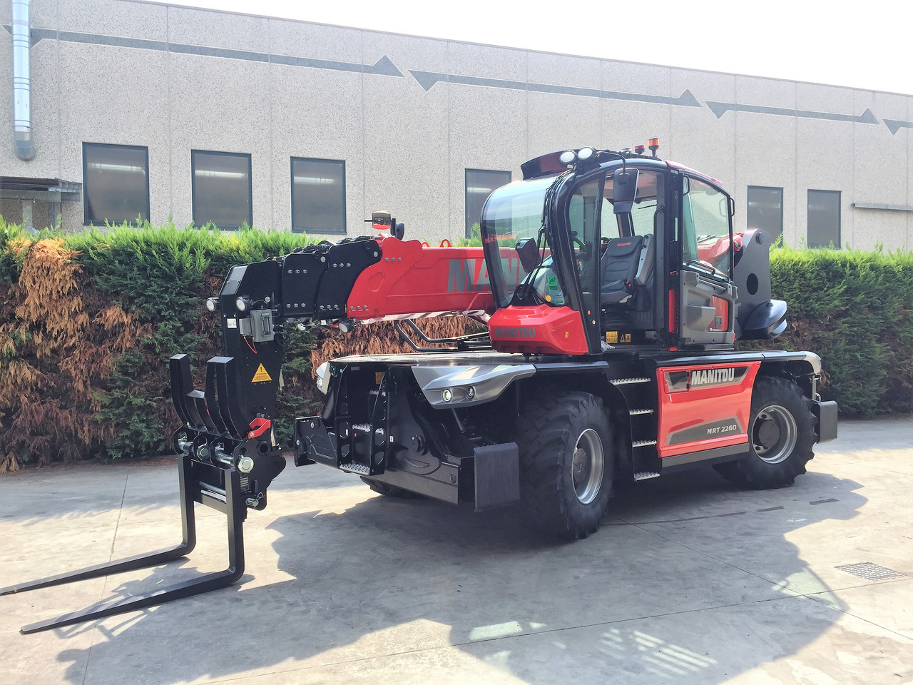 Manitou MRT 2260 VISION+ - מפעיל טלסקופי: תמונה 1 Manitou MRT 2260 VISION+ - מפעיל טלסקופי: תמונה 1