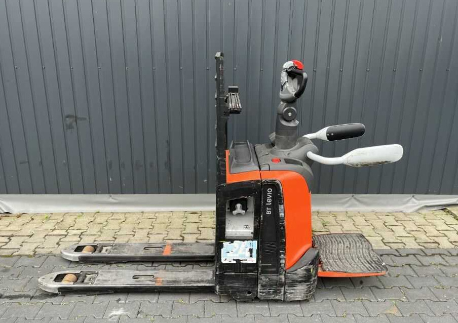 BT LPE200 - משאית משטחים: תמונה 2 BT LPE200 - משאית משטחים: תמונה 2