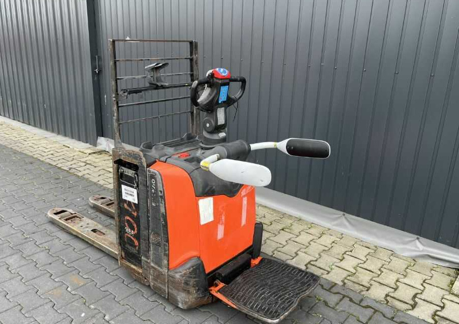 BT LPE200 - משאית משטחים: תמונה 3 BT LPE200 - משאית משטחים: תמונה 3