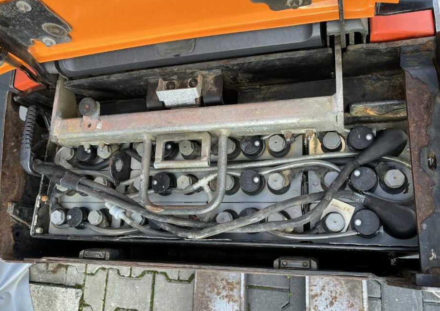 BT LPE200 - משאית משטחים: תמונה 5 BT LPE200 - משאית משטחים: תמונה 5