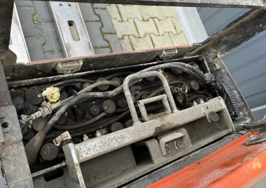 BT LPE200 - משאית משטחים: תמונה 5 BT LPE200 - משאית משטחים: תמונה 5