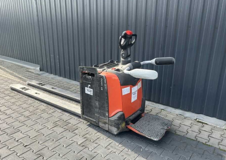 BT LPE250 - משאית משטחים: תמונה 3 BT LPE250 - משאית משטחים: תמונה 3
