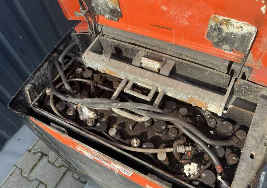 BT LPE250 - משאית משטחים: תמונה 5 BT LPE250 - משאית משטחים: תמונה 5