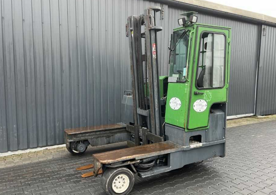 Combilift C4000 - מעמיס צד: תמונה 1 Combilift C4000 - מעמיס צד: תמונה 1