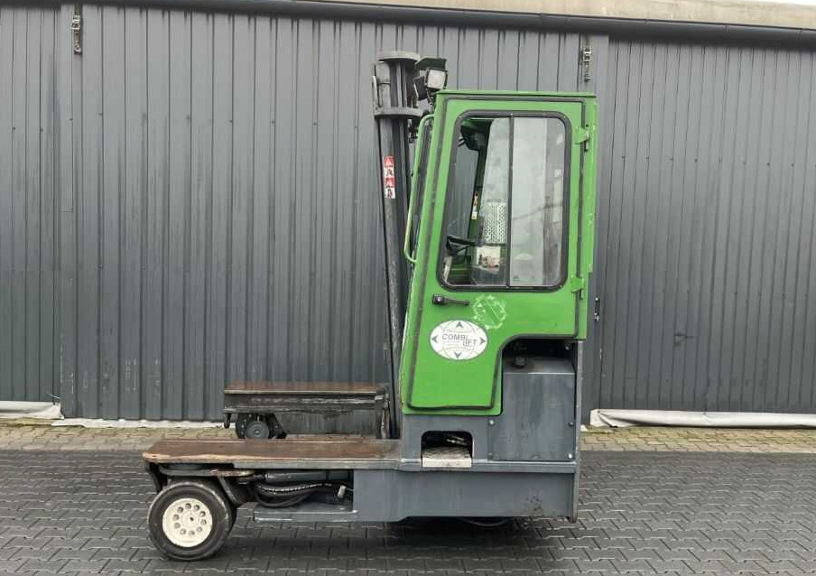 Combilift C4000 - מעמיס צד: תמונה 2 Combilift C4000 - מעמיס צד: תמונה 2