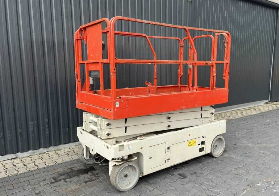 Genie GS-2046 - מעלית מספריים: תמונה 1 Genie GS-2046 - מעלית מספריים: תמונה 1