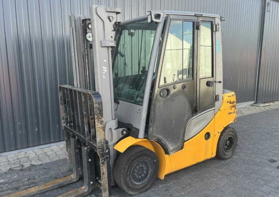 Jungheinrich DFG425s - מלגזת סולר: תמונה 1 Jungheinrich DFG425s - מלגזת סולר: תמונה 1