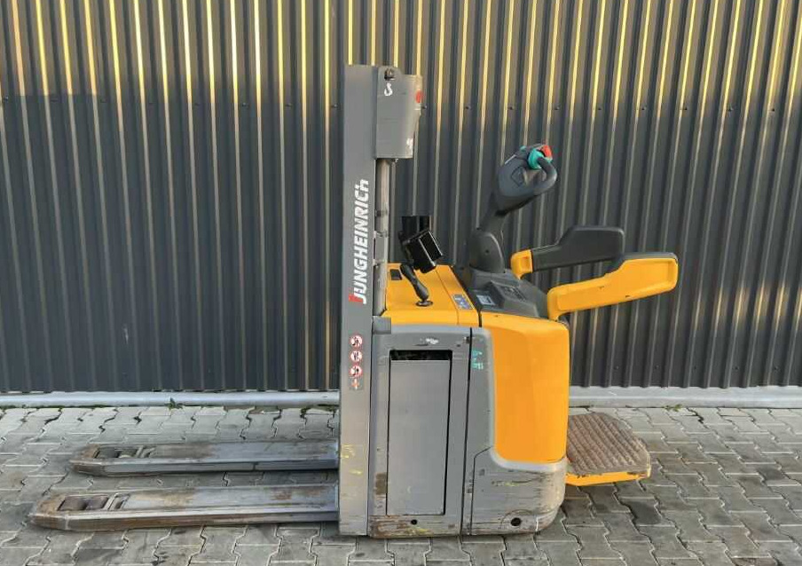 Jungheinrich ERC212z - מערים: תמונה 5 Jungheinrich ERC212z - מערים: תמונה 5