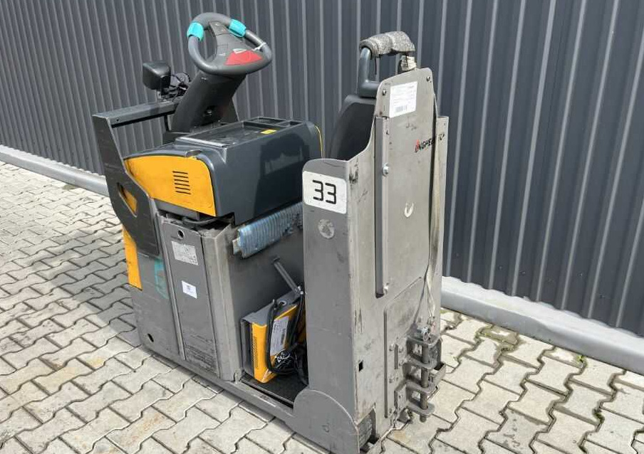 Jungheinrich EZS130 - טרקטור גרירה: תמונה 3 Jungheinrich EZS130 - טרקטור גרירה: תמונה 3