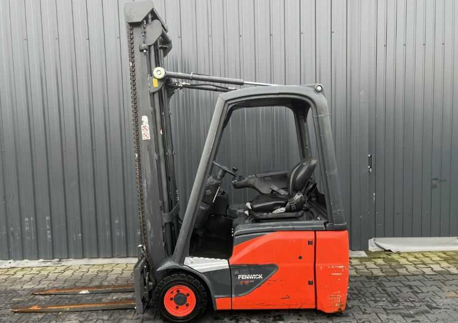 Linde E15-02 - מלגזה חשמלית: תמונה 2 Linde E15-02 - מלגזה חשמלית: תמונה 2