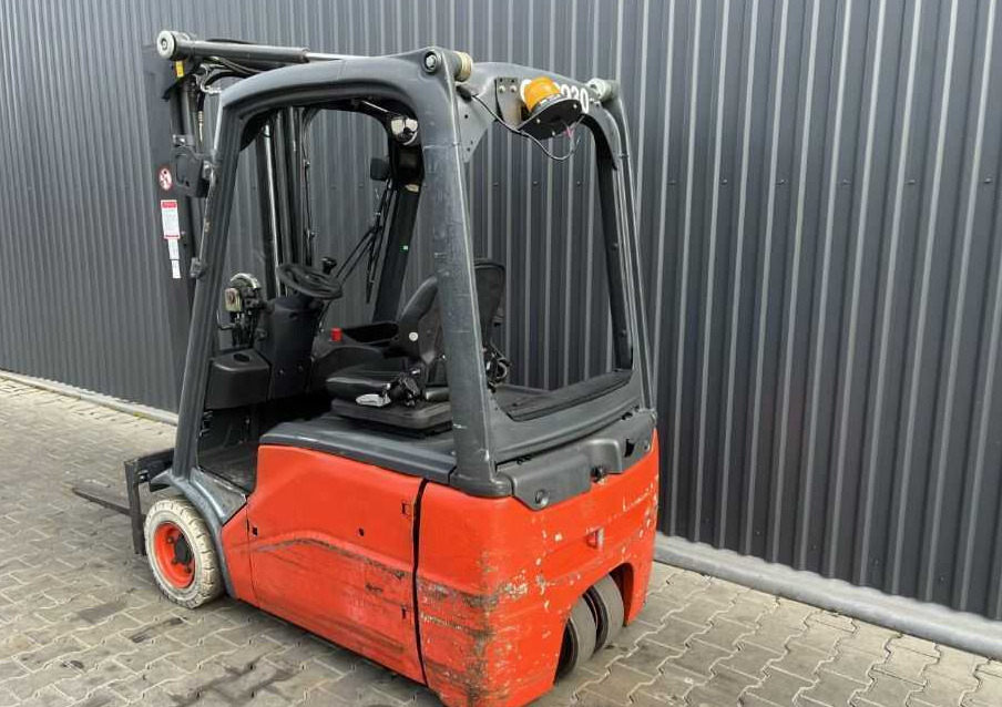 Linde E16-01 - מלגזה חשמלית: תמונה 3 Linde E16-01 - מלגזה חשמלית: תמונה 3