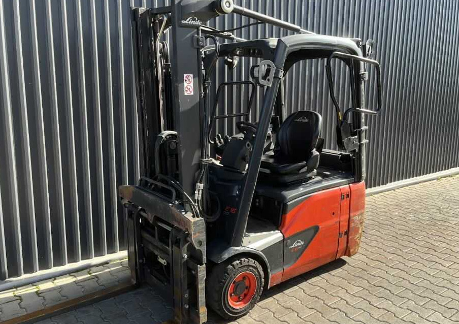 Linde E16-02 - מלגזה חשמלית: תמונה 1 Linde E16-02 - מלגזה חשמלית: תמונה 1