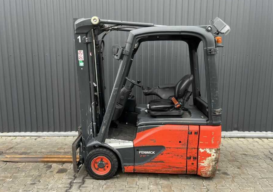 Linde E16-02 - מלגזה חשמלית: תמונה 2 Linde E16-02 - מלגזה חשמלית: תמונה 2