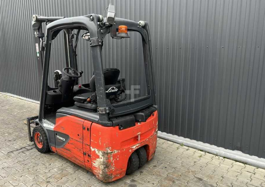 Linde E16-02 - מלגזה חשמלית: תמונה 3 Linde E16-02 - מלגזה חשמלית: תמונה 3