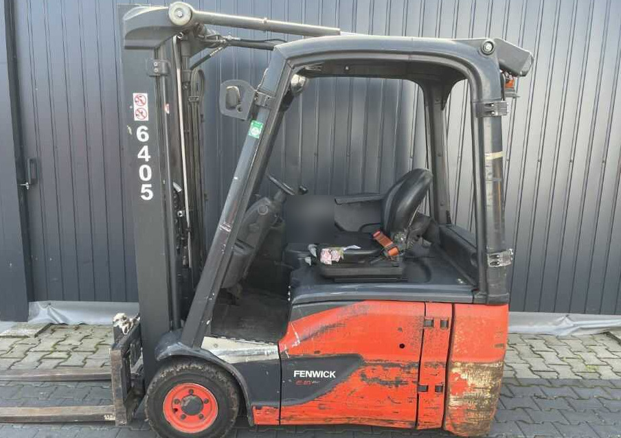 Linde E16-02 - מלגזה חשמלית: תמונה 2 Linde E16-02 - מלגזה חשמלית: תמונה 2