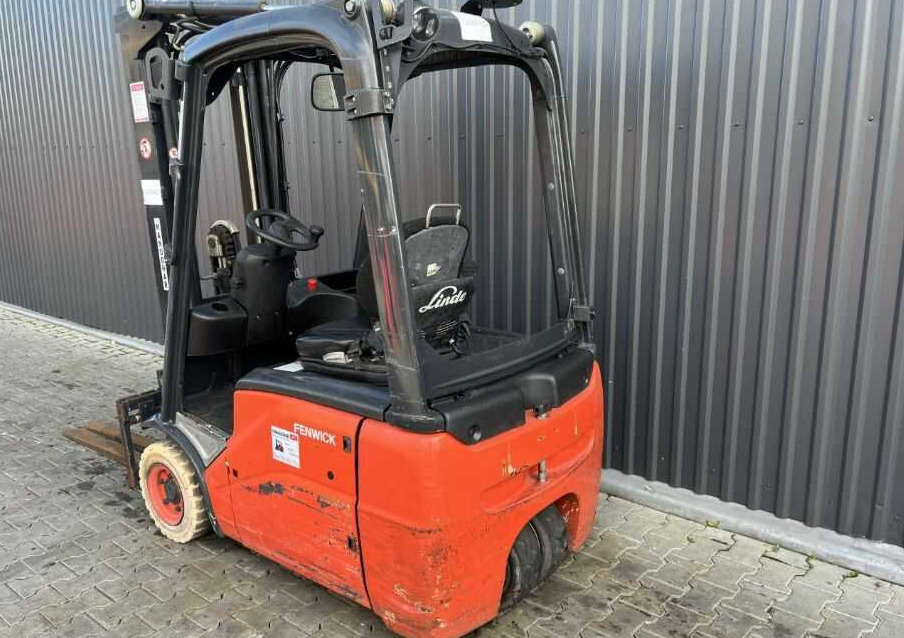 Linde E16C-01 - מלגזה חשמלית: תמונה 3 Linde E16C-01 - מלגזה חשמלית: תמונה 3