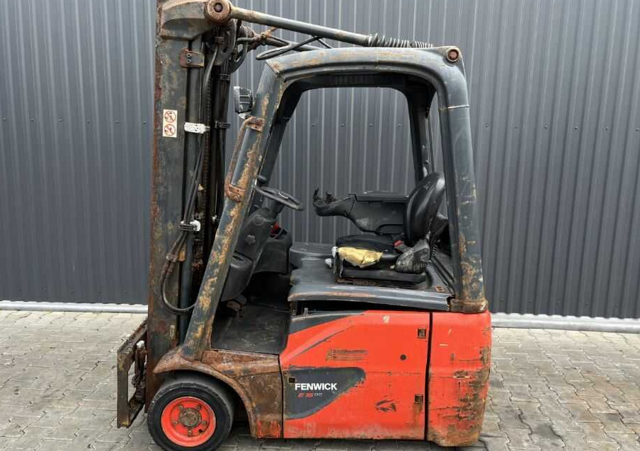 Linde E16C-02 - מלגזה חשמלית: תמונה 2 Linde E16C-02 - מלגזה חשמלית: תמונה 2