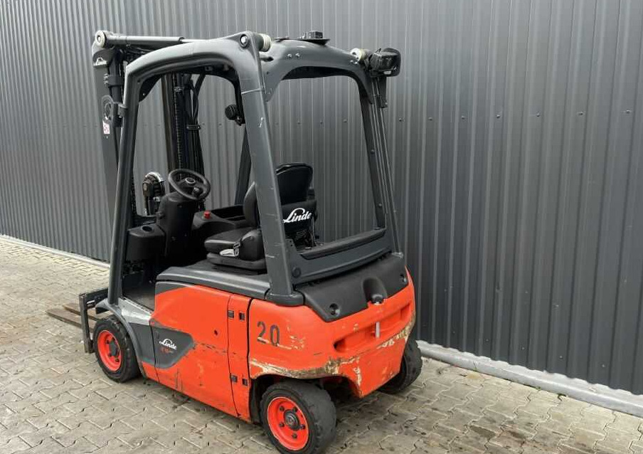 Linde E16P-02 - מלגזה חשמלית: תמונה 3 Linde E16P-02 - מלגזה חשמלית: תמונה 3
